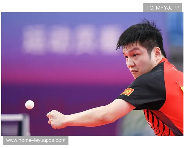 反手神球助力樊振东强势回归，竞争力爆棚，樊振东反手攻球动作视频